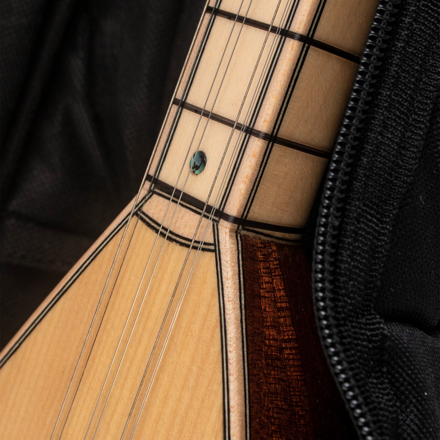 Wagon 01 Series Short Neck Bağlama Bag